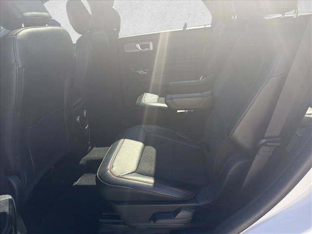 Used 2023 Ford Explorer ST-Line w/ Class IV Trailer Tow Package RWD image 19