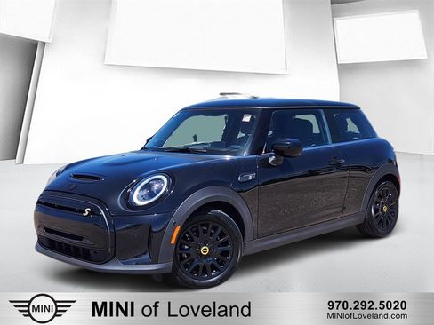 Used 2024 MINI Cooper SE FWD image 1