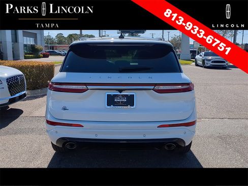 Certified 2023 Lincoln Corsair Reserve w/ Equipment Group 202A image 5