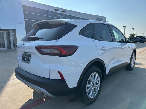 Certified 2025 Ford Escape Active FWD image 27