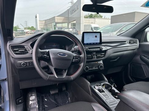 Certified 2025 Ford Escape ST-Line FWD image 15