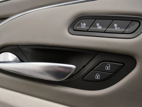 Used 2021 Cadillac Escalade Premium Luxury Platinum image 15