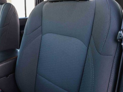 Used 2022 Jeep Wrangler Unlimited Sport image 25