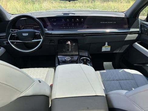 New 2026 Cadillac Escalade IQ Luxury 1 image 12