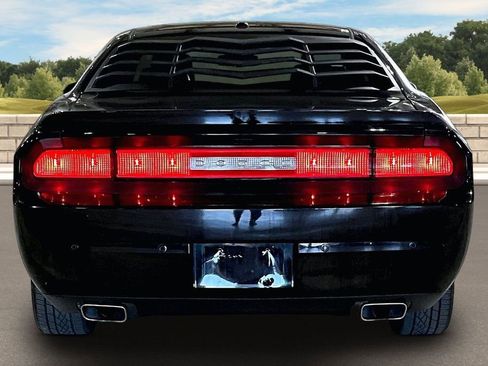 Used 2014 Dodge Challenger R/T w/ R/T Redline Group image 4