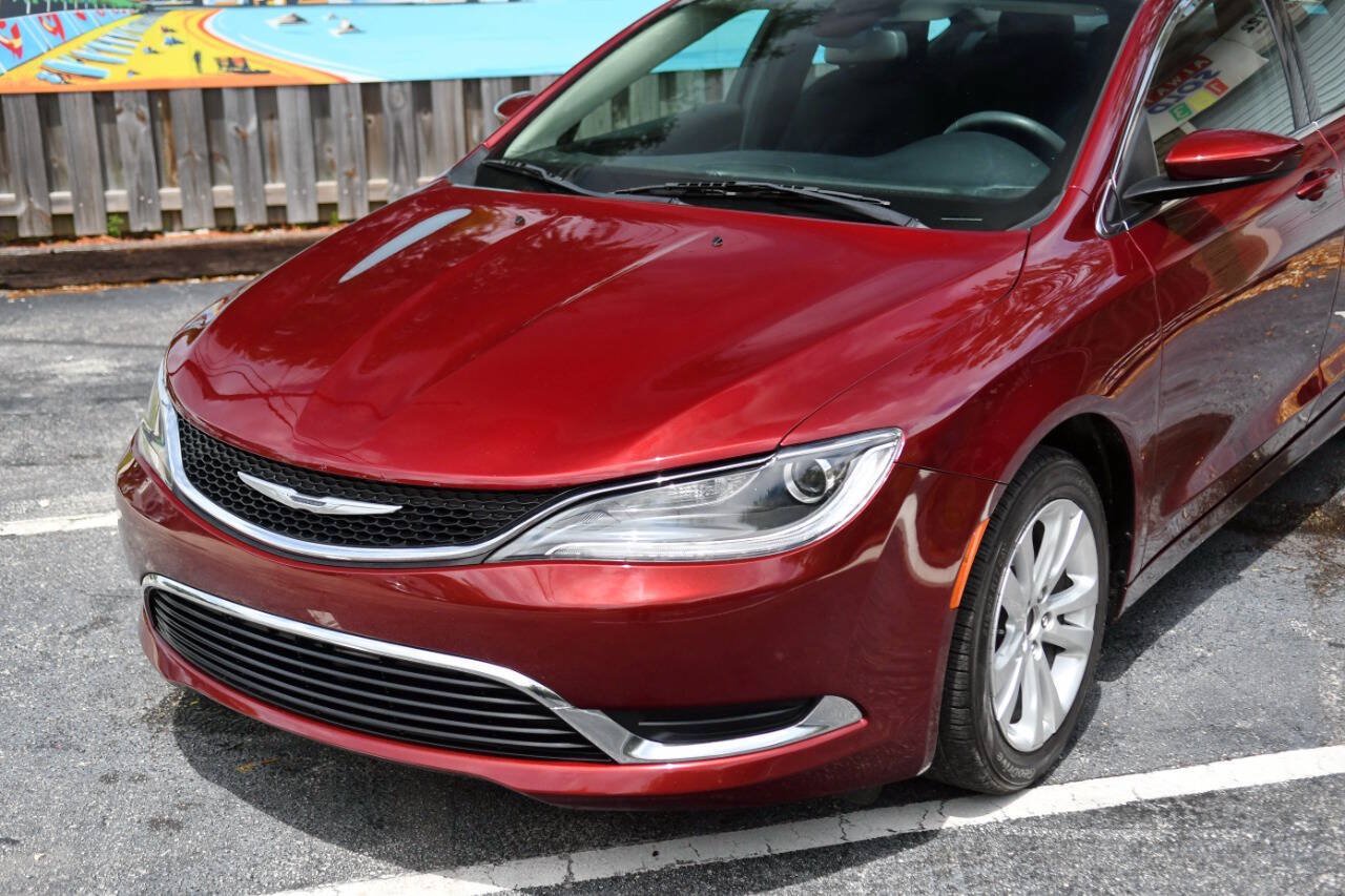 Used 2015 Chrysler 200 Limited FWD image 4