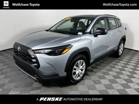 Used 2026 Toyota Corolla Cross L FWD image 1
