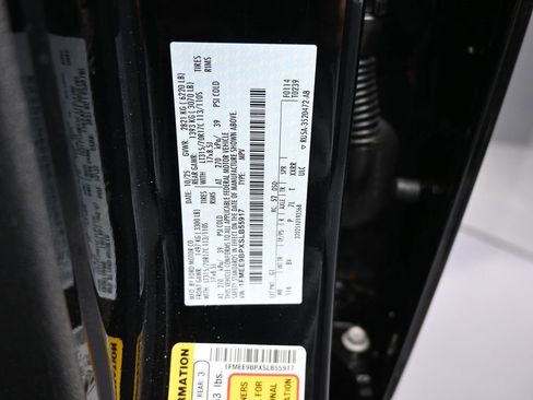 New 2025 Ford Bronco Badlands image 18