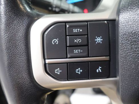 Used 2023 Ford Expedition XLT AWD/4WD image 35