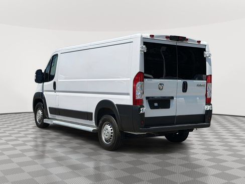 Used 2026 RAM ProMaster 2500 w/ Convenience Group FWD image 5