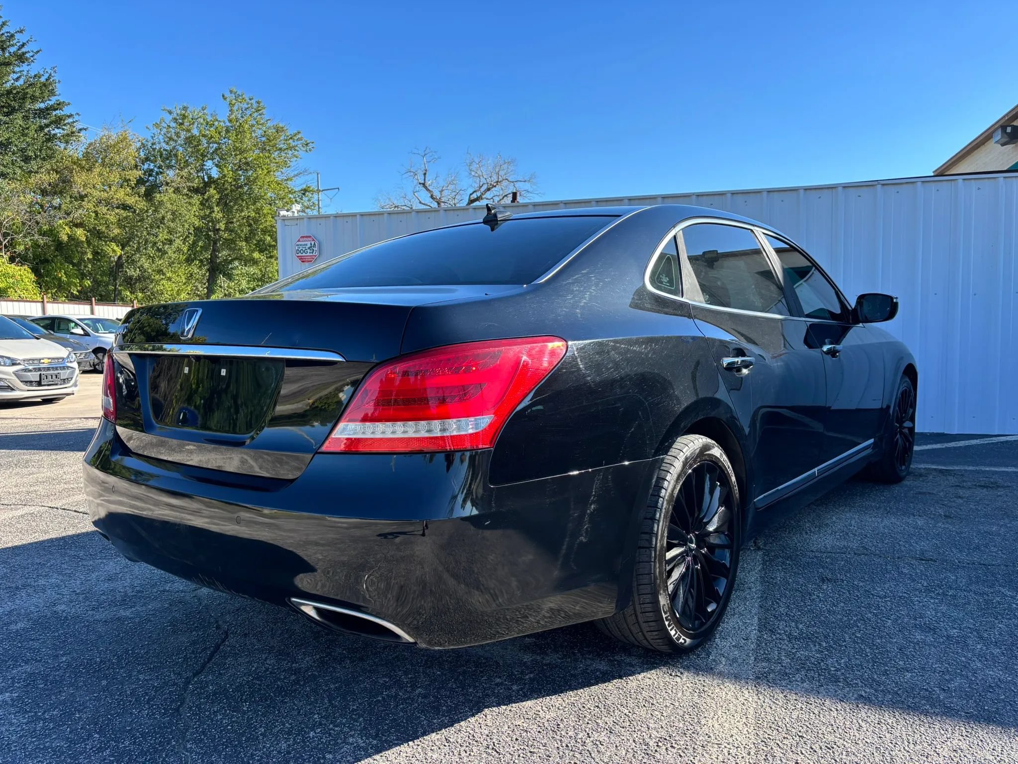Used 2014 Hyundai Equus Signature RWD image 6