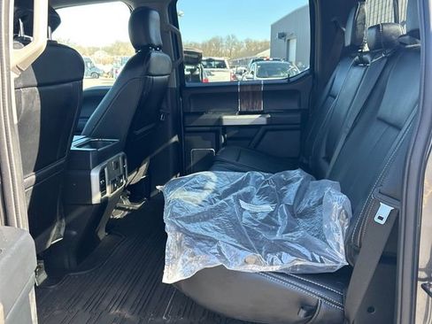 Used 2019 Ford F150 Lariat w/ Trailer Tow Package image 15