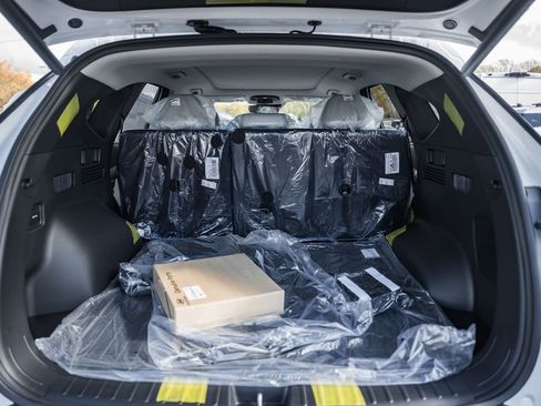 New 2026 Hyundai Tucson Limited w/ Tow & Go Package image 9