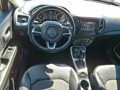 Used 2019 Jeep Compass Latitude w/ Popular Equipment Group AWD/4WD image 12