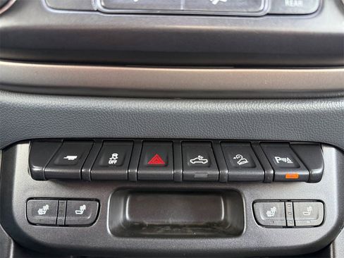 Used 2021 Chevrolet Colorado Z71 image 30