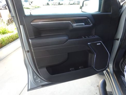Certified 2025 Chevrolet Silverado 1500 LT Trail Boss w/ Convenience Package II AWD/4WD image 25