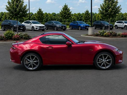 Used 2021 MAZDA MX-5 Miata RF Grand Touring RWD image 6