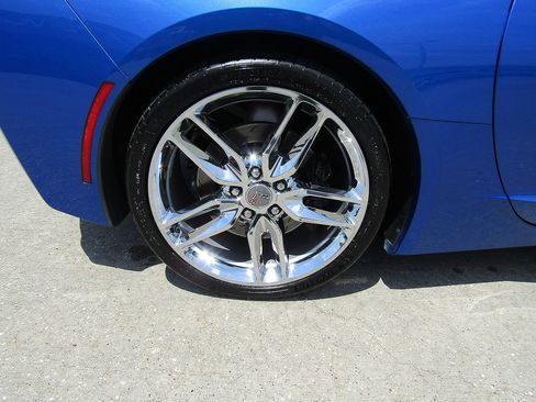 Used 2019 Chevrolet Corvette Stingray Convertible Z51 2LT RWD image 23