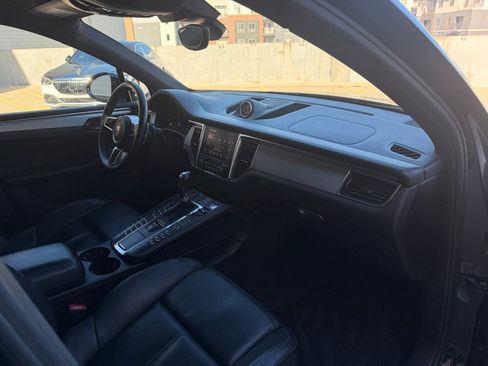 Used 2017 Porsche Macan GTS w/ Premium Package Plus image 20