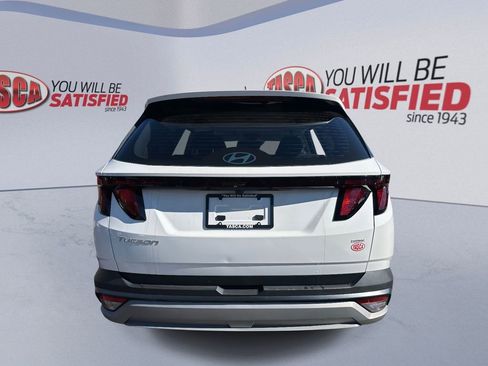 Certified 2026 Hyundai Tucson SE image 4