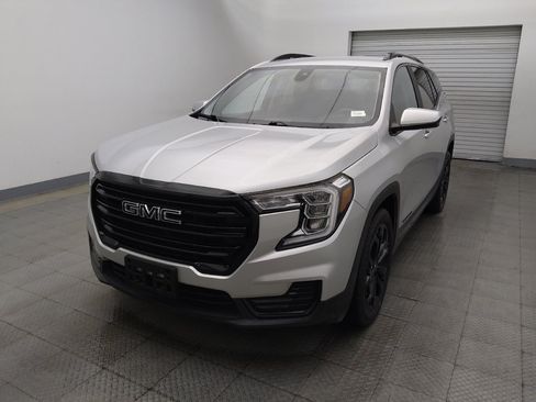 Used 2022 GMC Terrain SLE w/ Driver Convenience Package FWD image 15