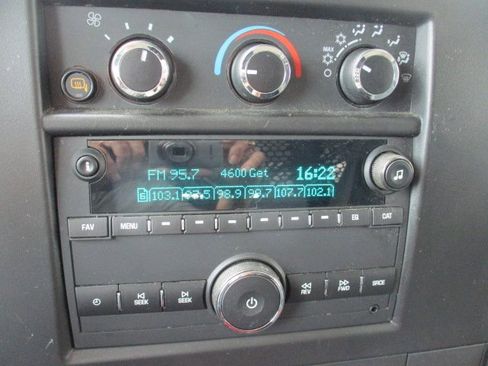 Used 2023 Chevrolet Express 2500 w/ Driver Convenience Package image 17