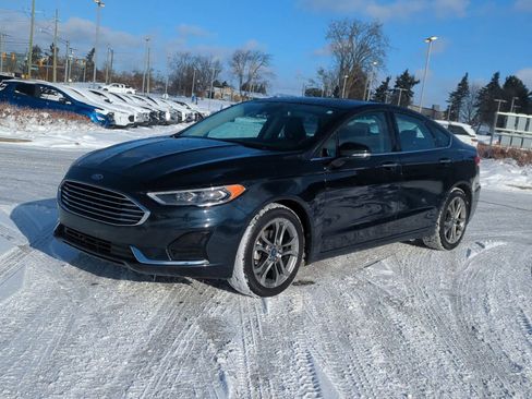 Used 2020 Ford Fusion SEL image 4