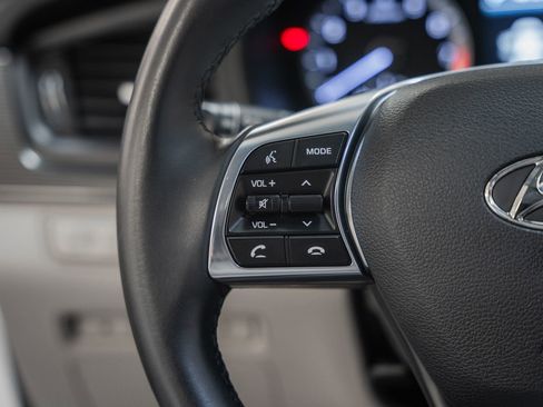 Used 2018 Hyundai Sonata Limited image 34