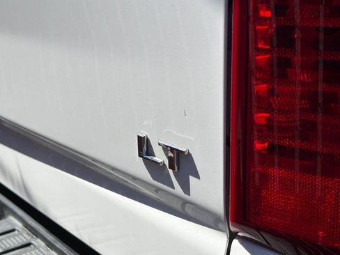 Used 2022 Chevrolet Silverado 2500 LT w/ Convenience Package AWD/4WD image 7