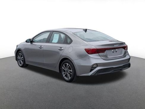Used 2023 Kia Forte LXS FWD image 4