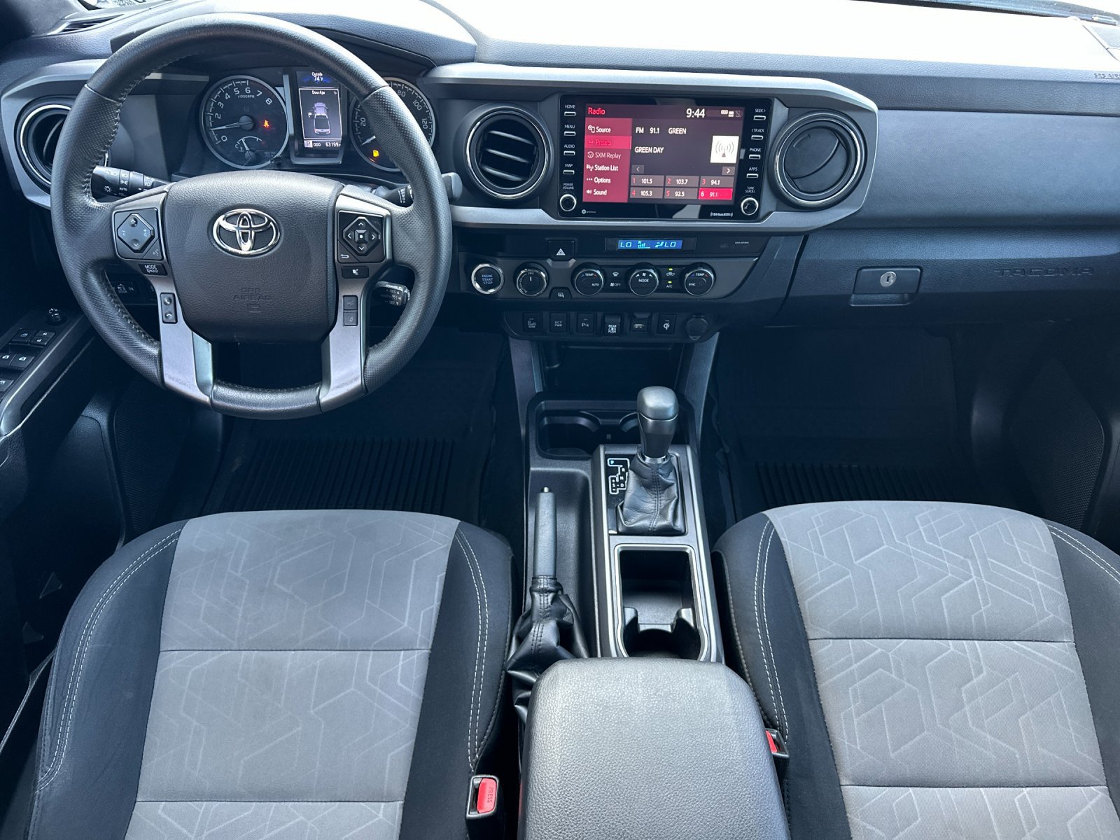 Used 2021 Toyota Tacoma TRD Off-Road w/ Technology Package AWD/4WD image 13