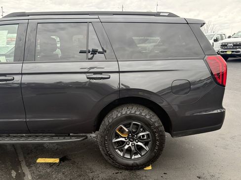 New 2026 Ford Expedition Tremor image 15