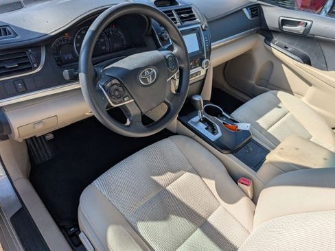 Used 2013 Toyota Camry LE FWD image 5