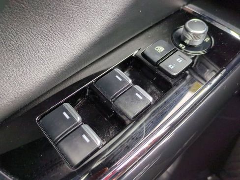 Used 2023 MAZDA CX-9 Carbon Edition image 24