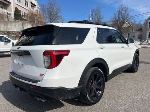 Used 2020 Ford Explorer ST w/ ST Street Pack image 5