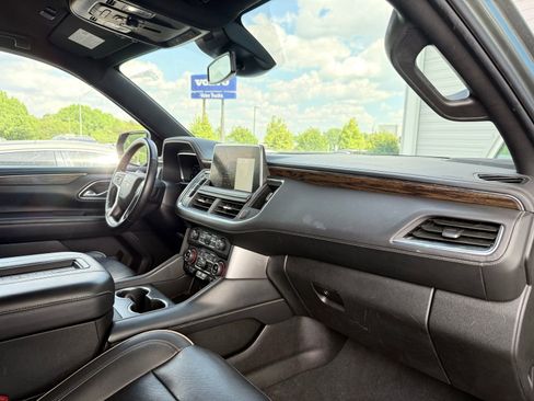 Used 2023 Chevrolet Suburban Premier RWD image 30