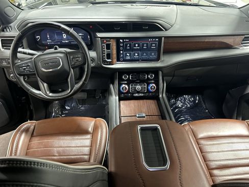 Used 2023 GMC Yukon Denali Ultimate AWD/4WD image 21
