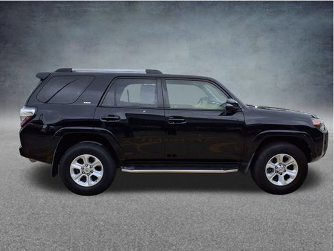Used 2019 Toyota 4Runner SR5 Premium AWD/4WD image 6