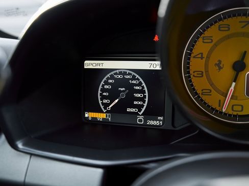 Used 2012 Ferrari 458 Italia Coupe image 65