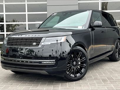 Used 2025 Land Rover Range Rover SE