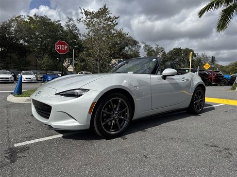 Used 2019 MAZDA MX-5 Miata Grand Touring image 29