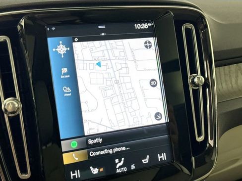 Used 2022 Volvo XC40 T5 Inscription image 4