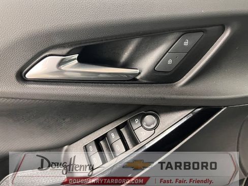 Used 2025 Chevrolet Equinox LT FWD image 22