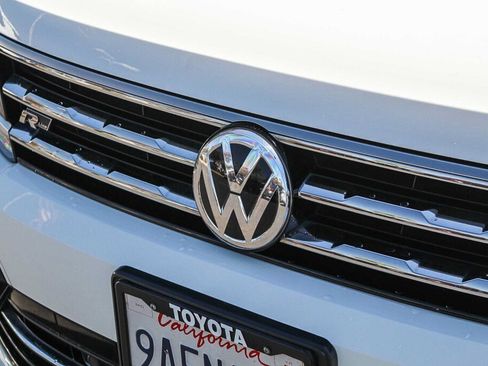 Used 2021 Volkswagen Tiguan SEL Premium R-Line AWD/4WD image 25