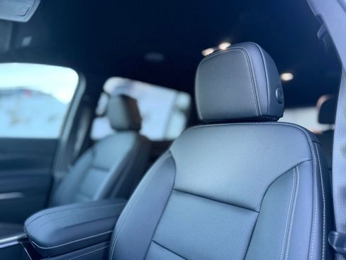 New 2026 Chevrolet Traverse LT w/ Driver Confidence Package image 14