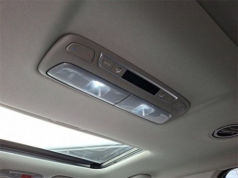 Used 2023 Kia Telluride SX image 13