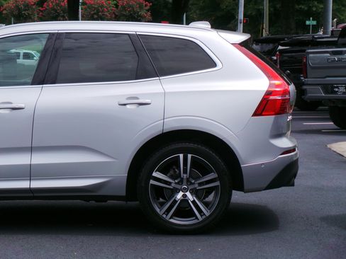 Used 2019 Volvo XC60 T5 Momentum w/ Premium Package AWD/4WD image 22