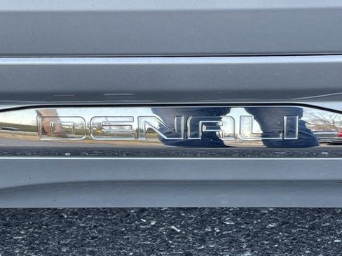 Used 2020 GMC Terrain Denali w/ Denali Premium Package image 20