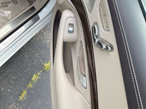 Used 2016 Mercedes-Benz S 550 4MATIC Sedan image 35