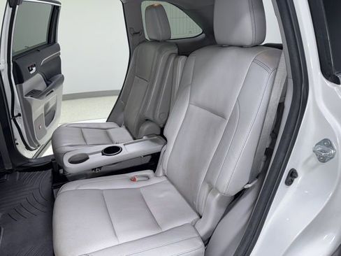 Used 2016 Toyota Highlander Limited Platinum AWD/4WD image 30